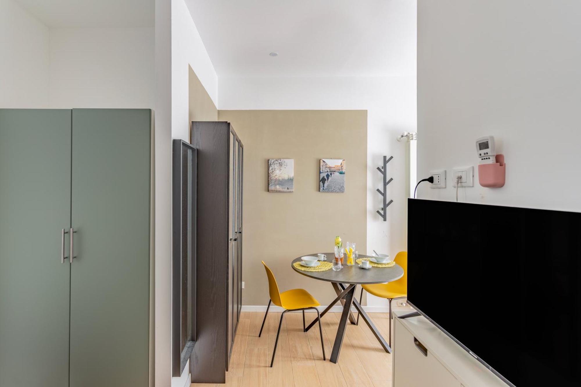 Casa Monti - Pavia City - By Host4U Exterior foto